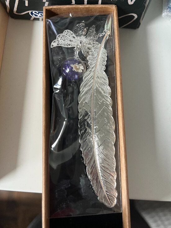 Handmade Accessories - Feather bookmark